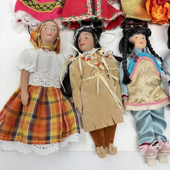 Vintage Expo 67 Ceramic Dolls Lot, 17 Dolls About 7" Girls From Around The World - Picture 2 of 9